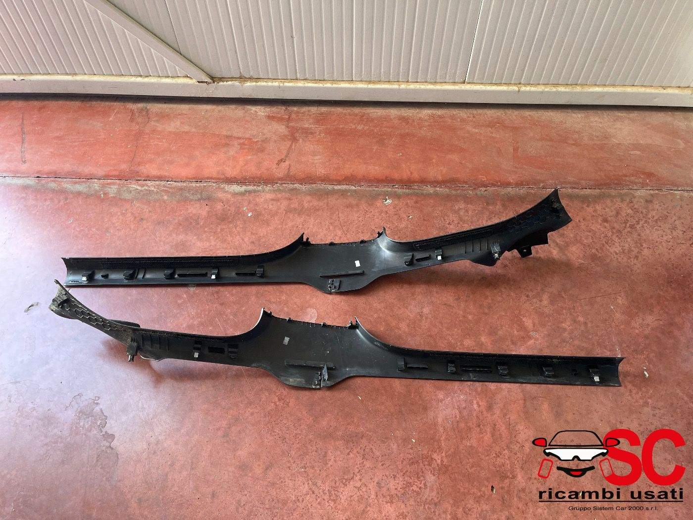 Modanatura Battitacco Volkswagen 5G4853371 5G4853372 - 37994 Modanatura Battitacco Volkswagen 5G4853371 5G4853372 - 37994