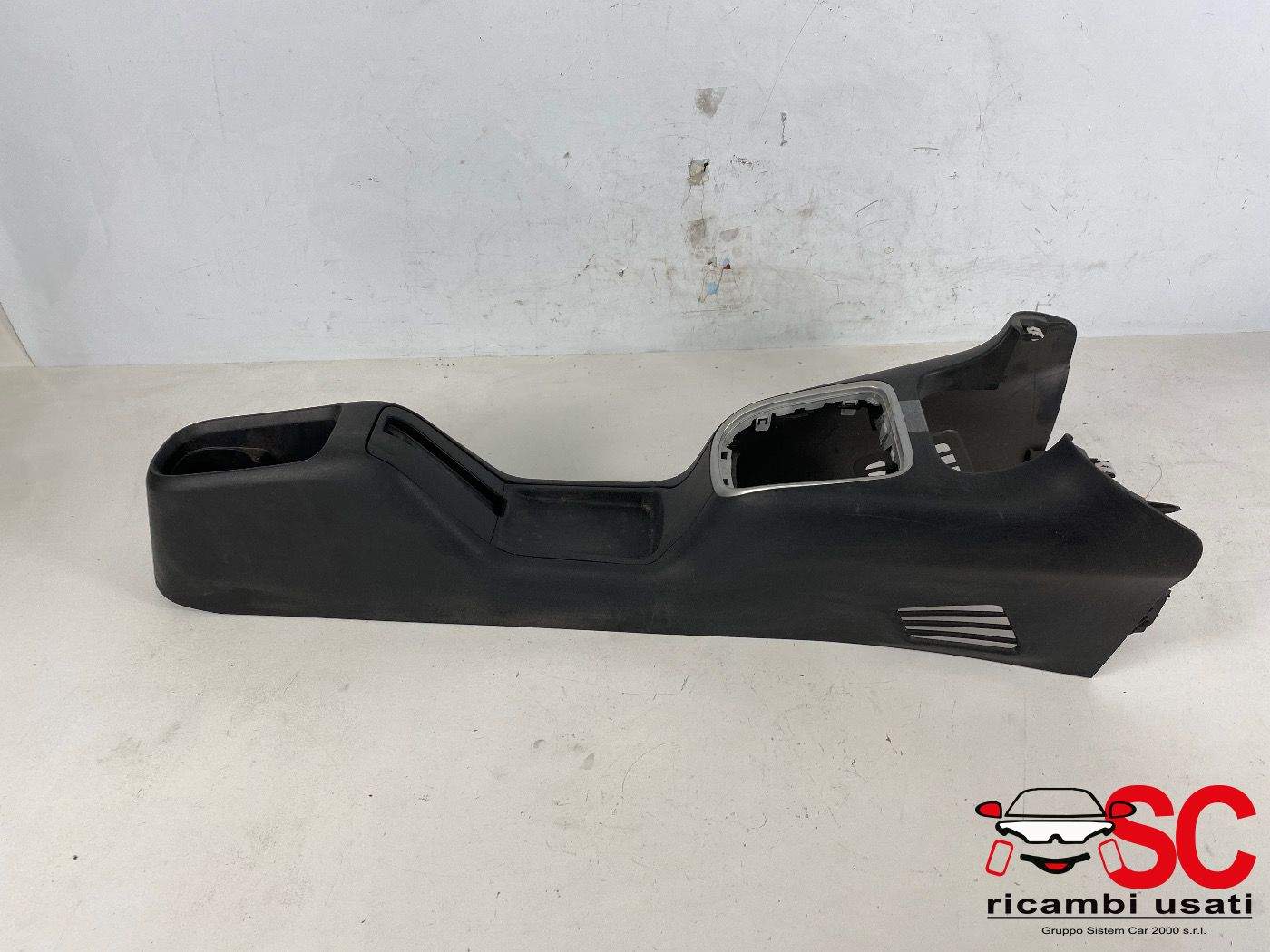 Tunnel Centrale Citroen C3 Tunnel Centrale Citroen C3