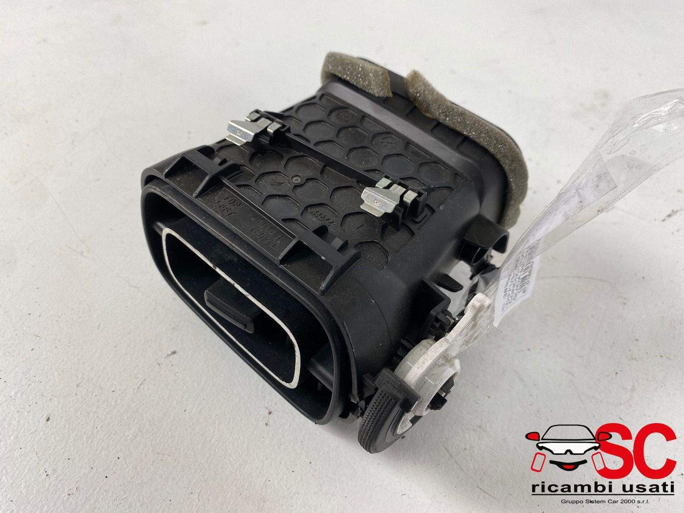 BOCCHETTA ARIA CRUSCOTTO SX CITROEN C3 Serie 98162208ZD (16>)