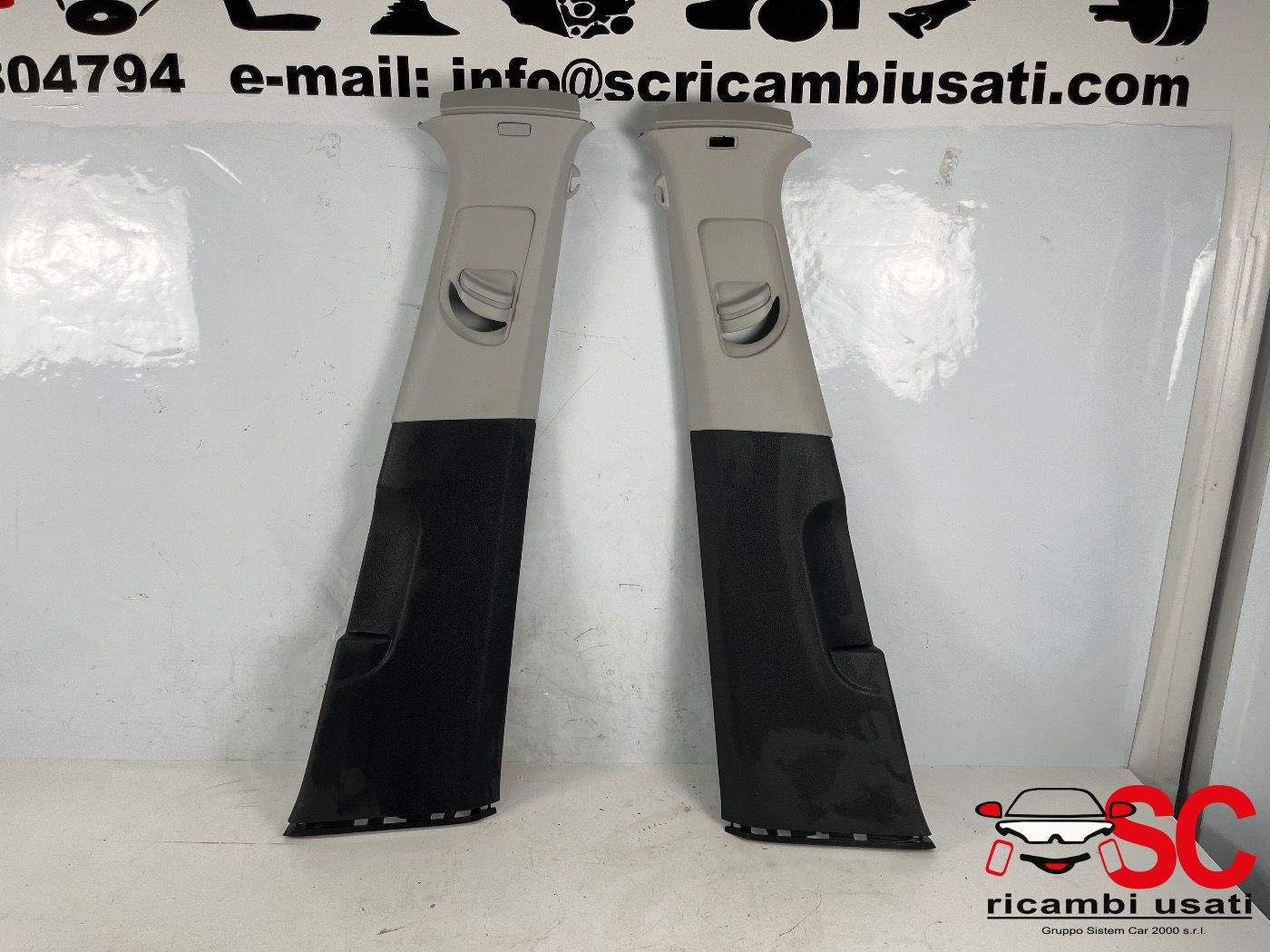 RIVESTIMENTO MONTANTE CENTRALE VOLKSWAGEN Golf 7 Berlina 5G4867243 (12>)