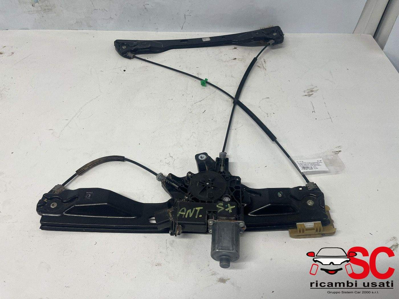 MECCANISMO ALZAVETRO ANT. SX OPEL Adam 1° Serie 20951581 (13>)