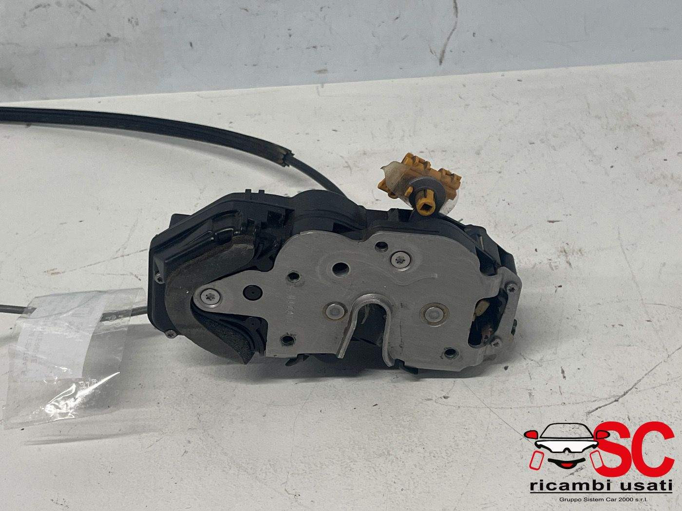 SERRATURA ANTERIORE DESTRA OPEL Adam 1° Serie 13579523 (13>)