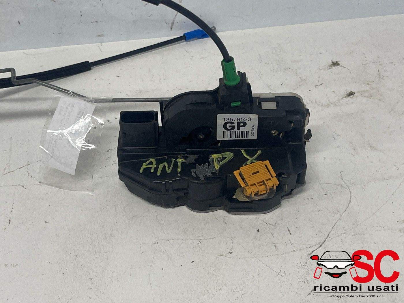 SERRATURA ANTERIORE DESTRA OPEL Adam 1° Serie 13579523 (13>)