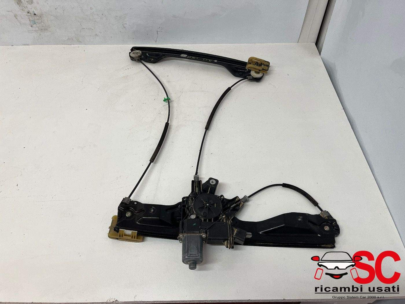 MOTORINO ALZAVETRO ANTERIORE DESTRA OPEL Adam 1° Serie 13350350 (13>)