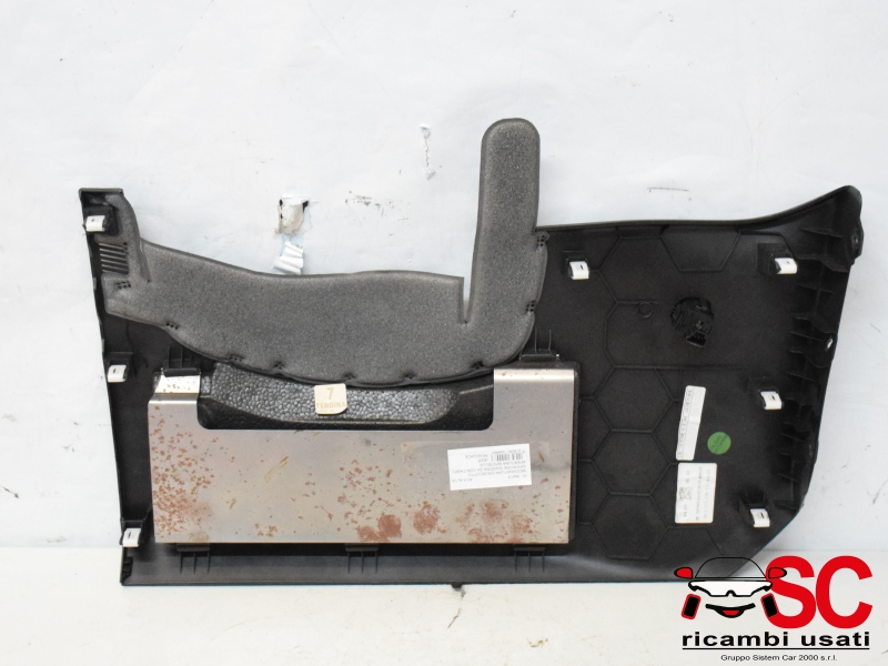 Modanatura Inferiore Cruscotto Jeep Renegade 735708240 Modanatura Inferiore Cruscotto Jeep Renegade 735708240
