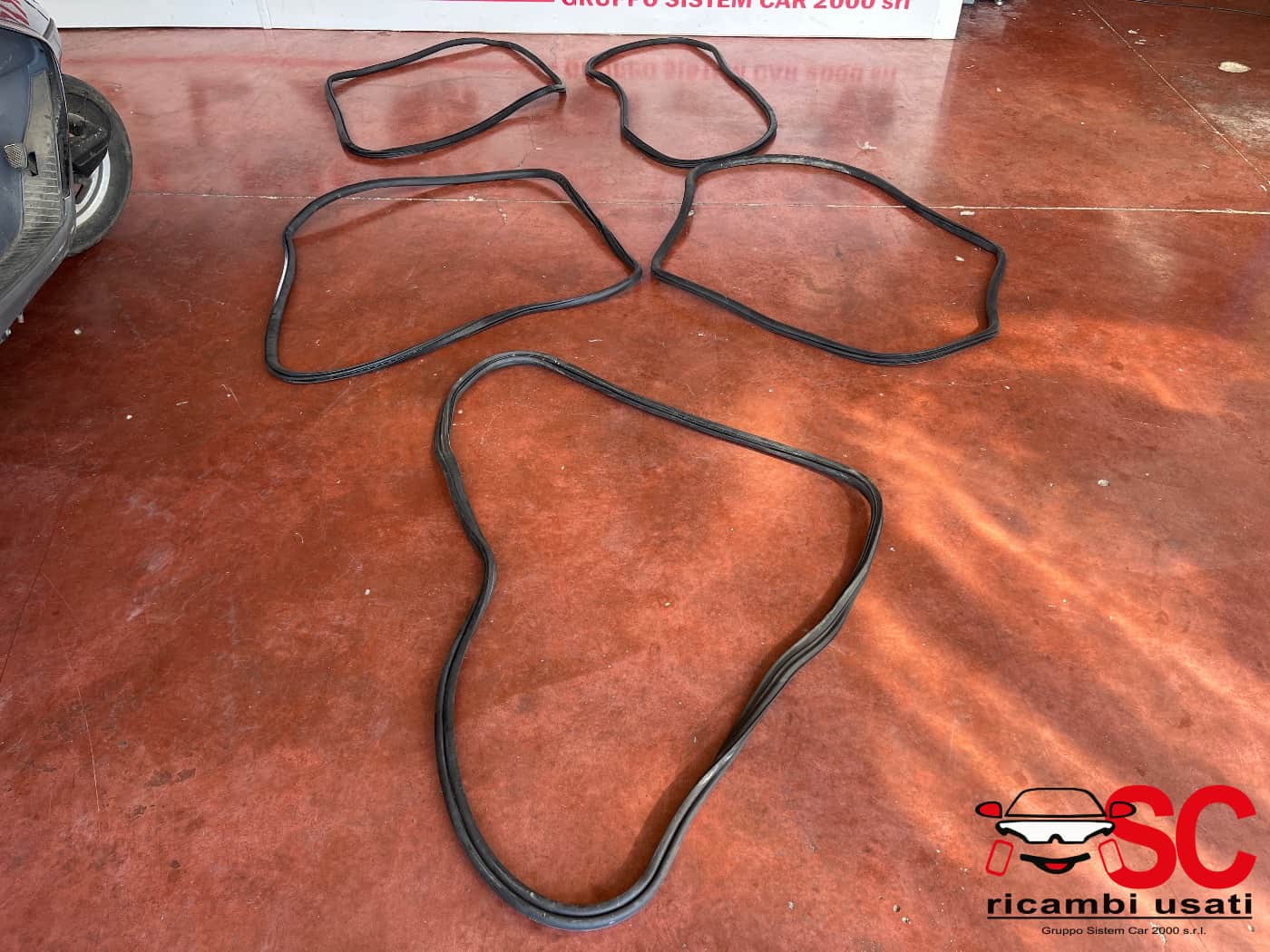 Guarnizioni Perimetrali Porta Jeep Renegade Guarnizioni Perimetrali Porta Jeep Renegade