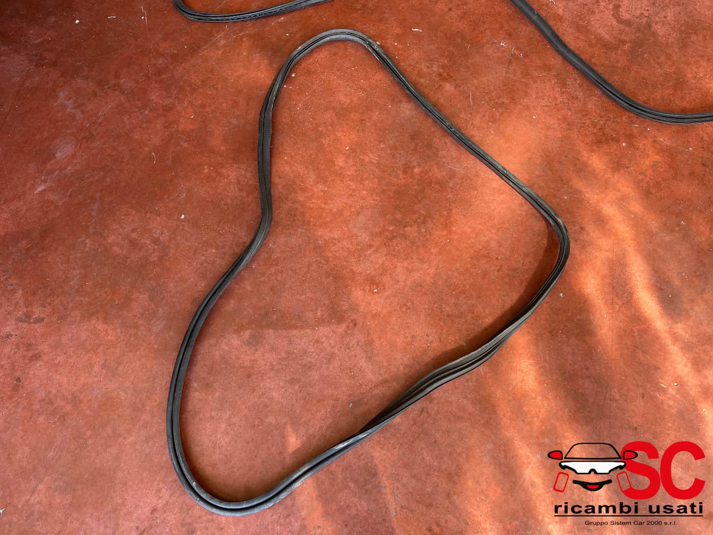 Guarnizioni Perimetrali Porta Jeep Renegade Guarnizioni Perimetrali Porta Jeep Renegade