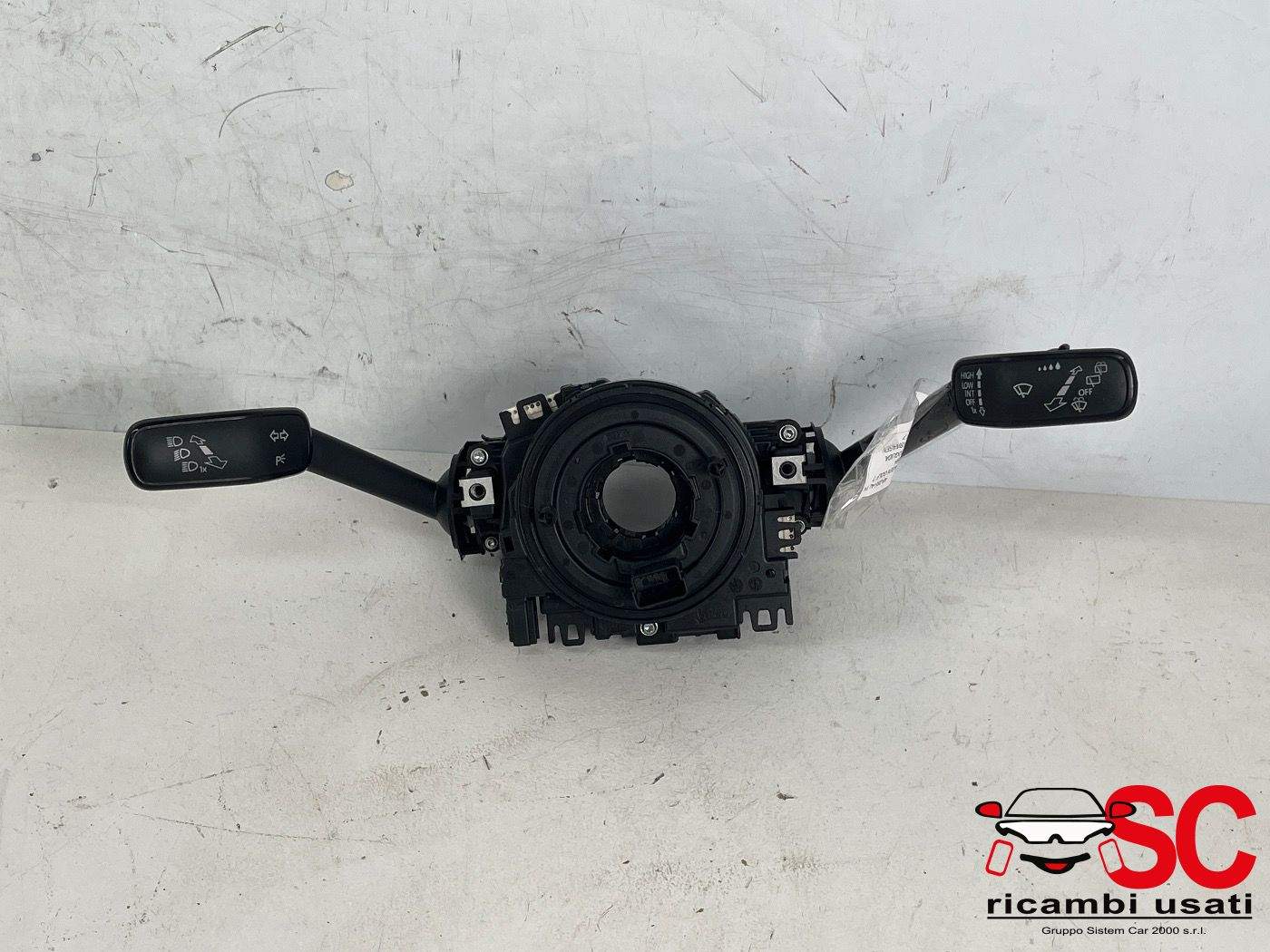 Devioluci Volkswagen Golf 7 5Q0953521P - 38008