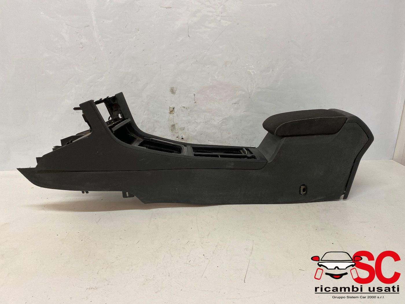 Tunnel Centrale Volkswagen Golf 7 - 38015 Tunnel Centrale Volkswagen Golf 7 - 38015