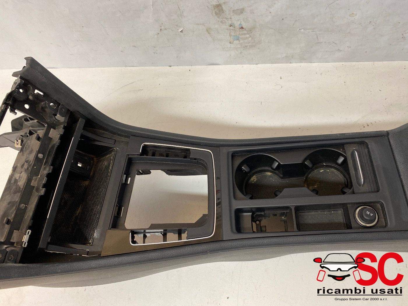 Tunnel Centrale Volkswagen Golf 7 - 38015 Tunnel Centrale Volkswagen Golf 7 - 38015