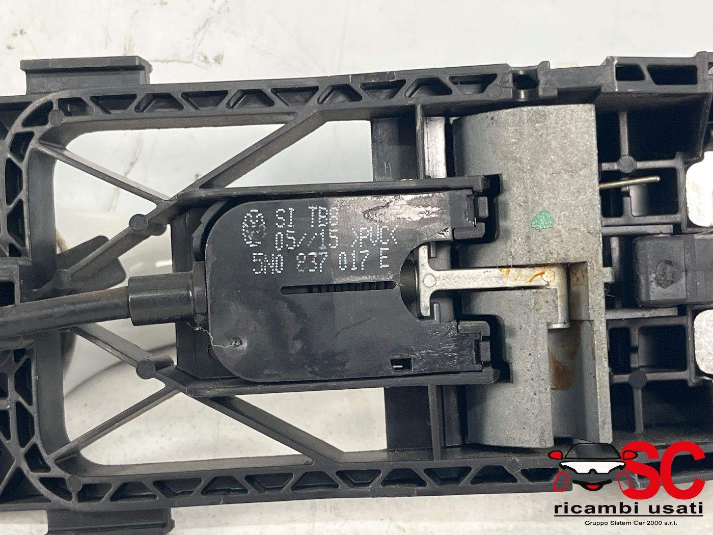 Maniglia Porta Anteriore Sx Volkswagen Golf 7 5N0837885H Maniglia Porta Anteriore Sx Volkswagen Golf 7 5N0837885H