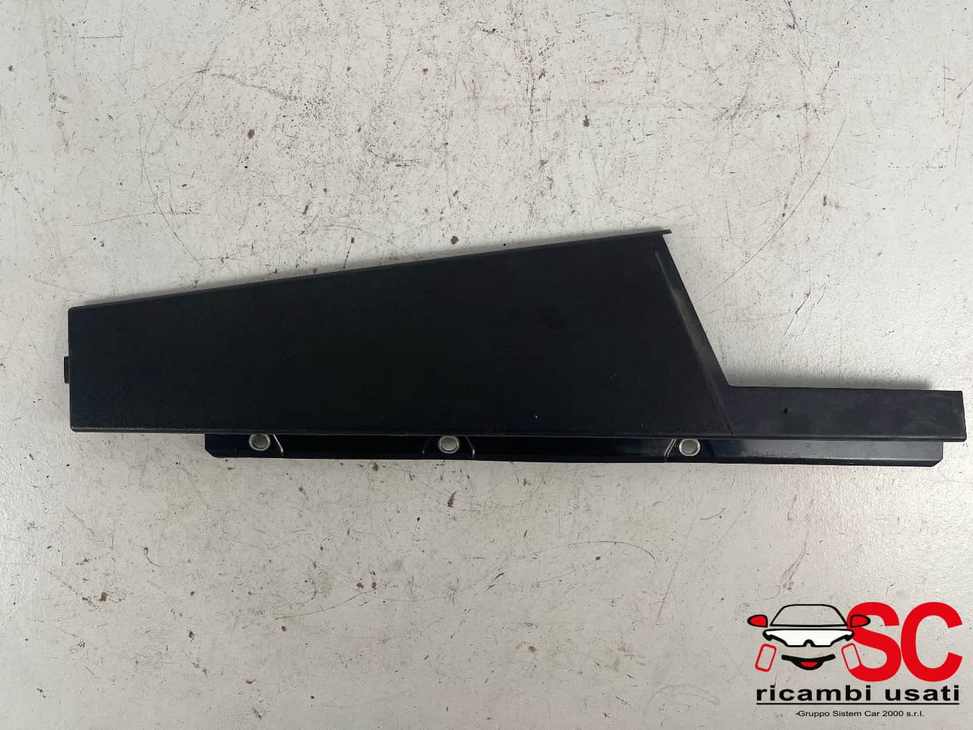 Modanatura Porta Posteriore Sinistra Jeep Renegade 52109374 Modanatura Porta Posteriore Sinistra Jeep Renegade 52109374