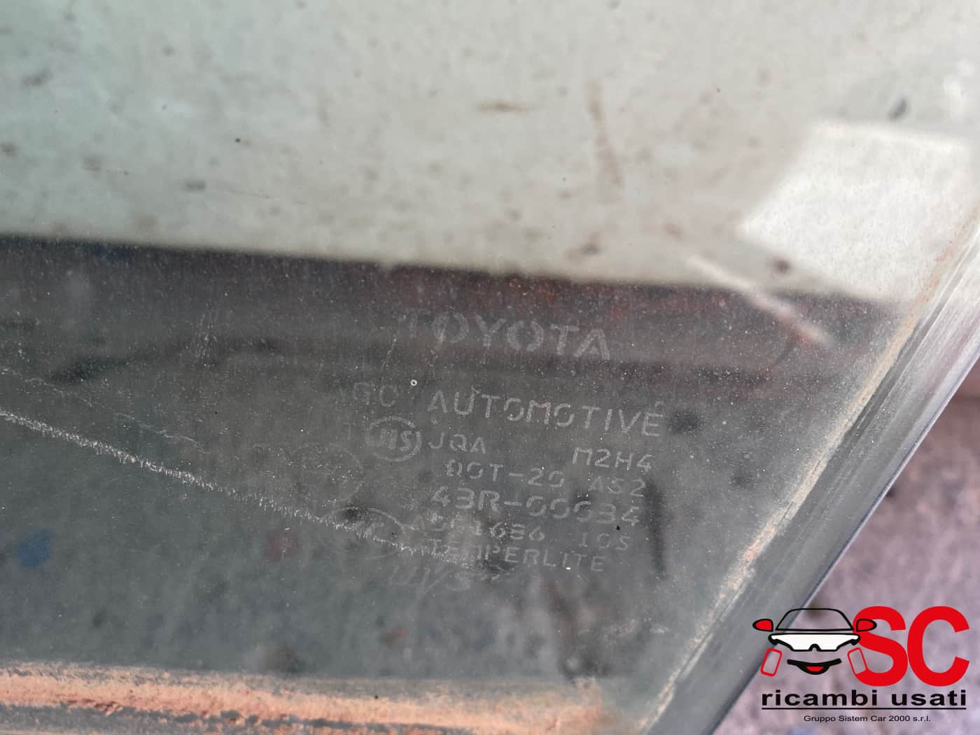 Vetro Anteriore Sinistro Toyota Rav 4 Vetro Anteriore Sinistro Toyota Rav 4