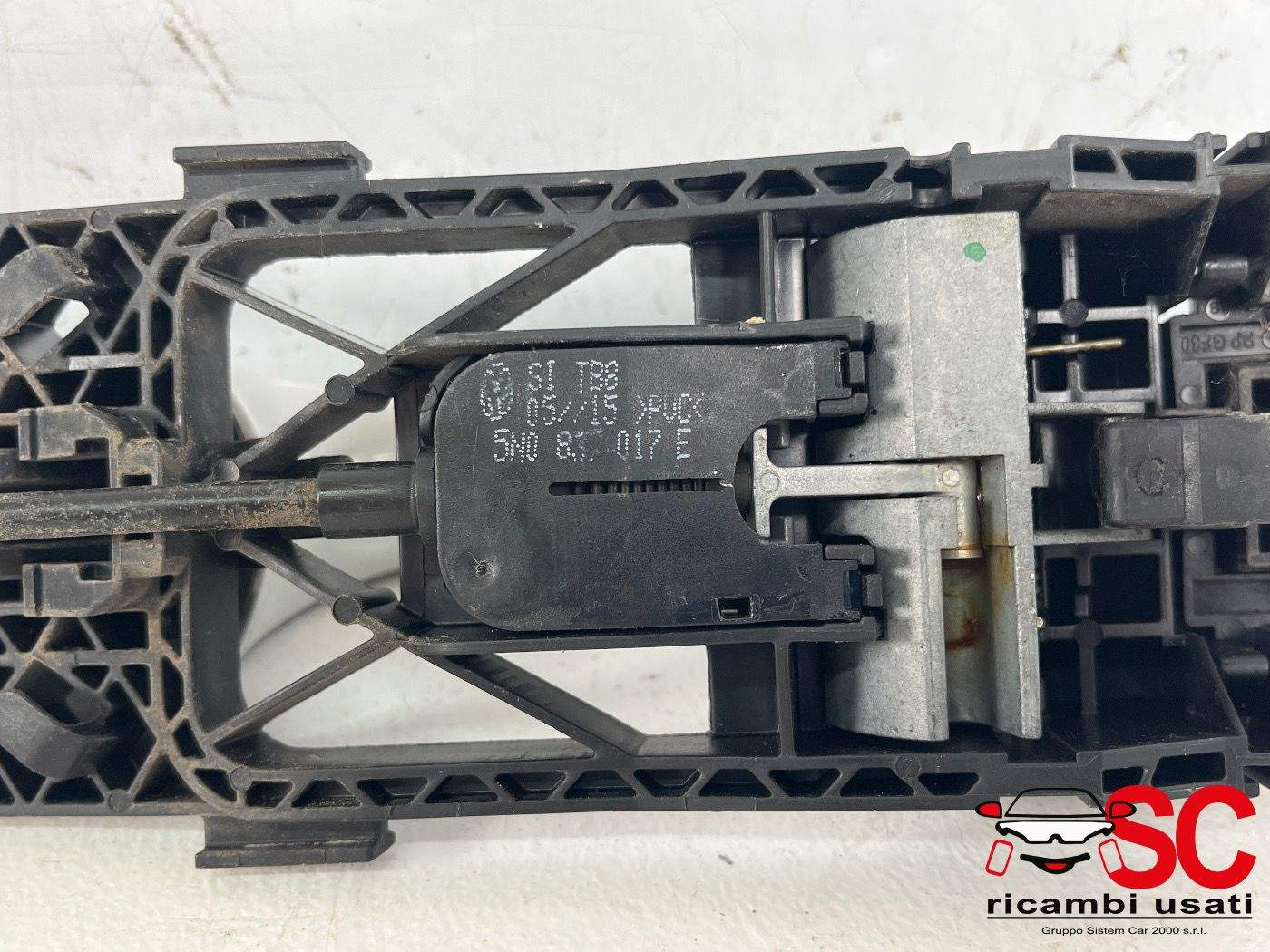 MANIGLIA ESTERNA POSTERIORE SINISTRA VOLKSWAGEN Golf 7 Berlina 5N0839885H (12>)
