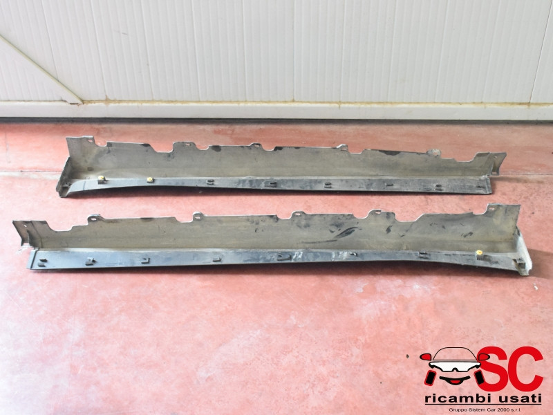 COPPIA SOTTOPORTA DESTRA E SINISTRA FIAT 500 X Serie 735572236 (15>)