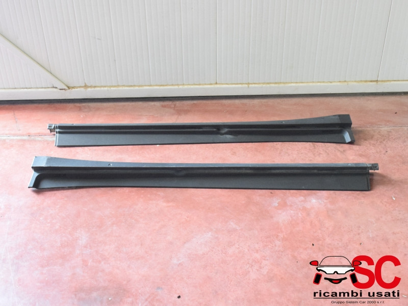 COPPIA SOTTOPORTA DESTRA E SINISTRA FIAT 500 X Serie 735572236 (15>)