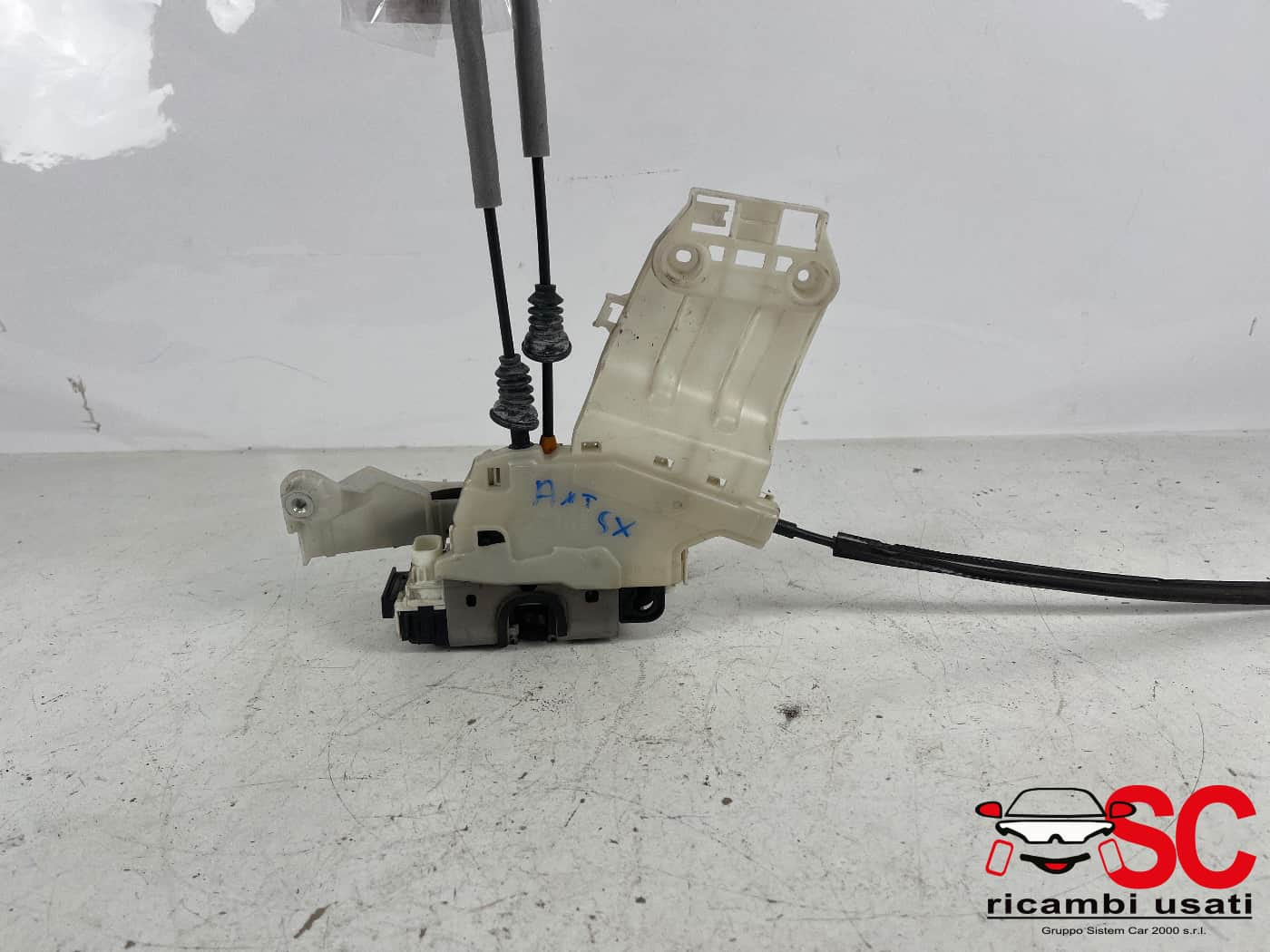 SERRATURA ANTERIORE SINISTRA JEEP Renegade Serie 52139902 (18>)
