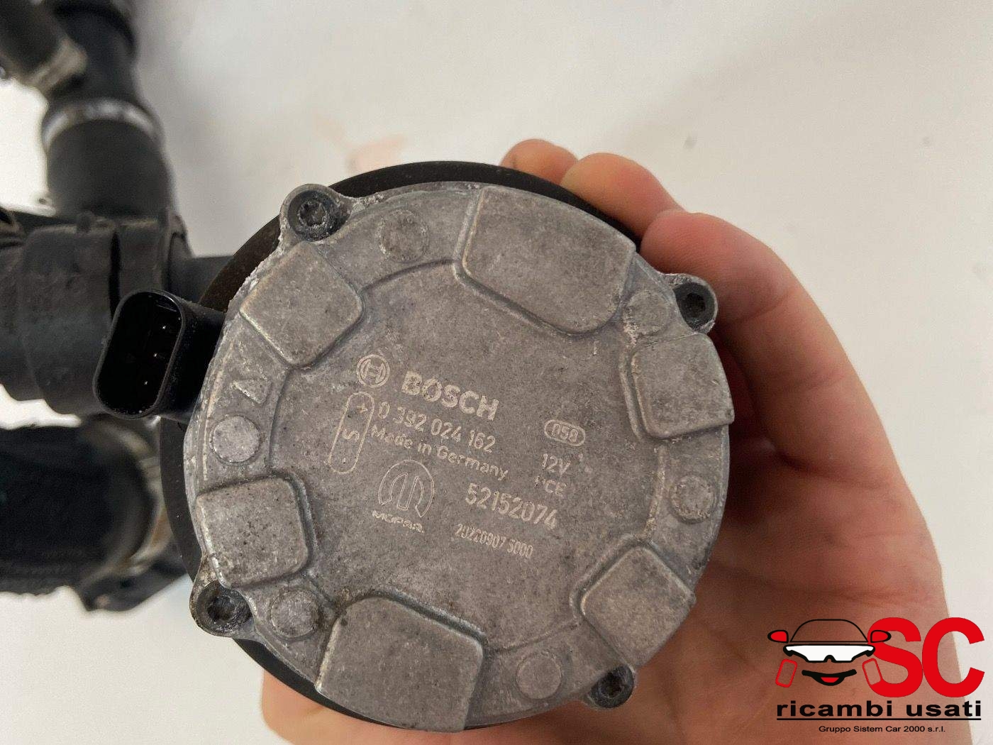 Pompa Acqua Ausiliaria Fiat Tipo 1.6 Mjt 52152074 - 37457 Pompa Acqua Ausiliaria Fiat Tipo 1.6 Mjt 52152074 - 37457