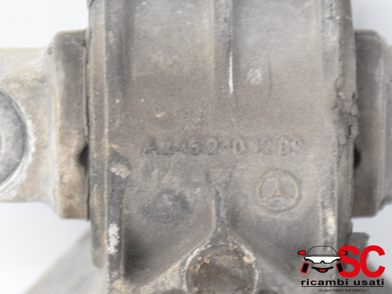 SUPPORTO MOTORE MERCEDES Classe A Serie (W176) A2462401209 diesel (12>18)