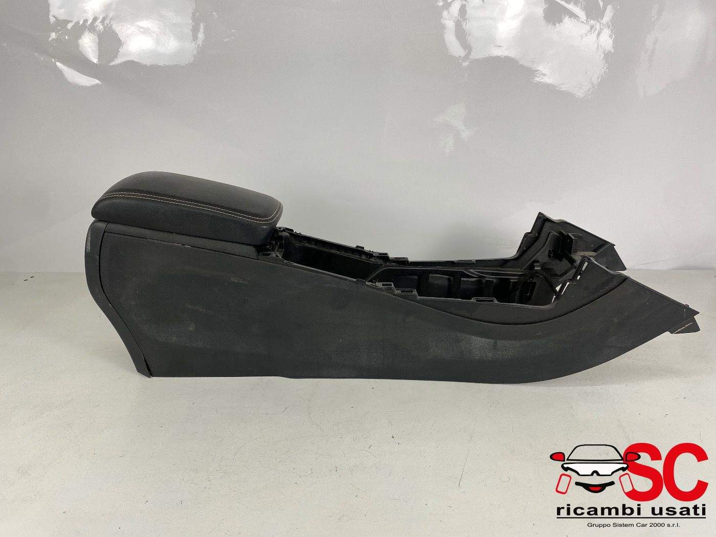 TUNNEL CONSOLLE CENTRALE MERCEDES Classe A Serie (W176) (12>18)