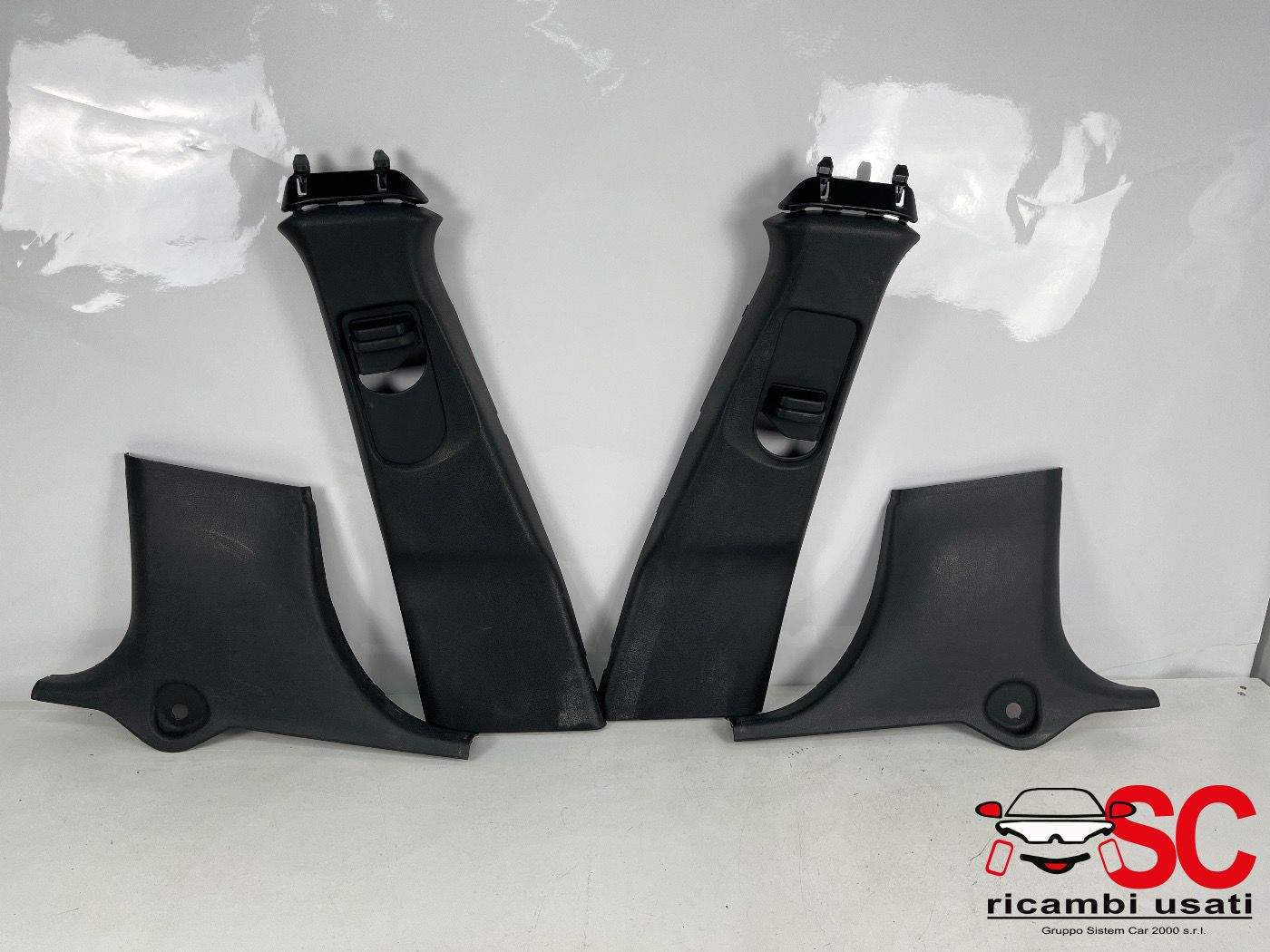 Montante Centrale Mercedes Classe A W176 A1766900325 A1766900225 Montante Centrale Mercedes Classe A W176 A1766900325 A1766900225