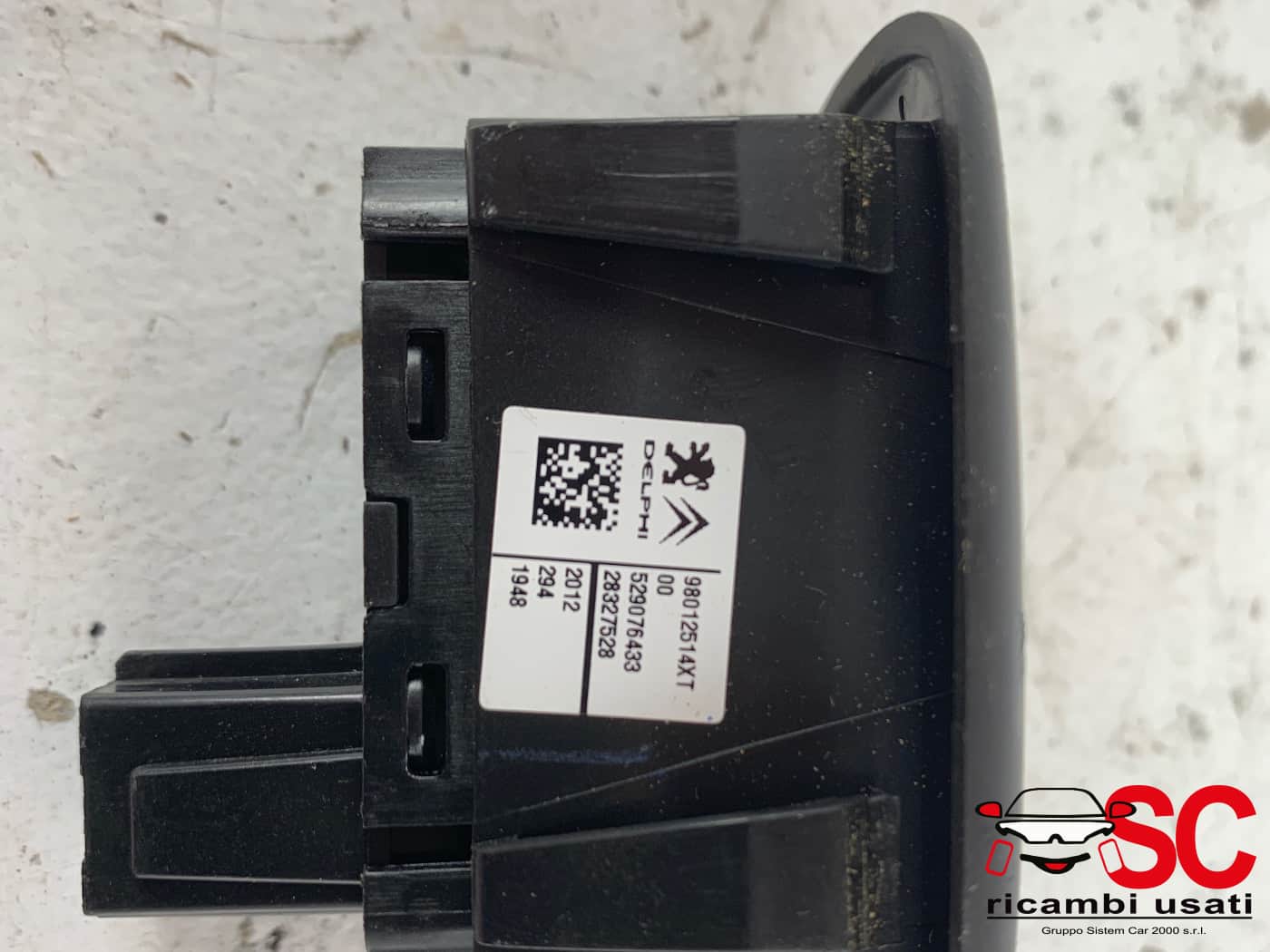 Pulsante Alzavetro Posteriore Dx Citroen C3 2013 98012514XT - 40838 Pulsante Alzavetro Posteriore Dx Citroen C3 2013 98012514XT - 40838