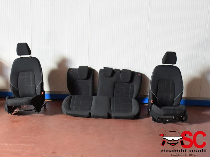 Sedili Ford Fiesta Mk7 - 36051 Sedili Ford Fiesta Mk7 - 36051