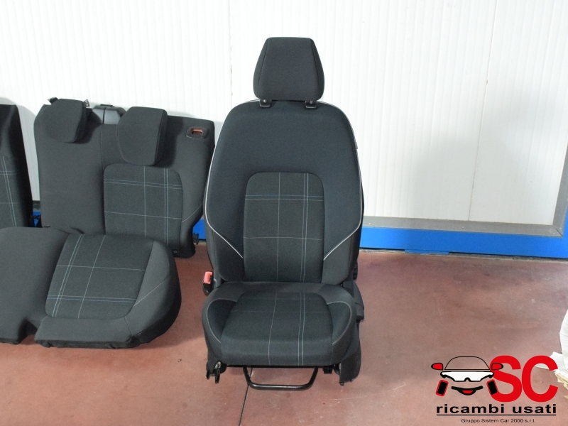 Sedili Ford Fiesta Mk7 - 36051 Sedili Ford Fiesta Mk7 - 36051