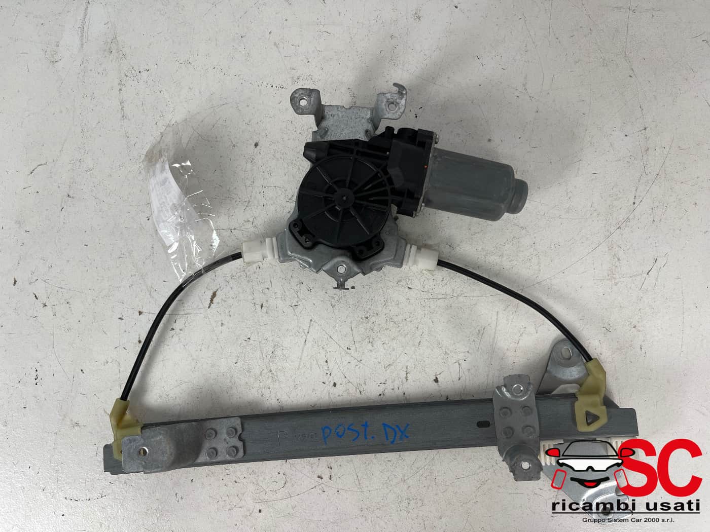 Alzavetro Posteriore Destro Nissan Qashqai 402190A - 39641
