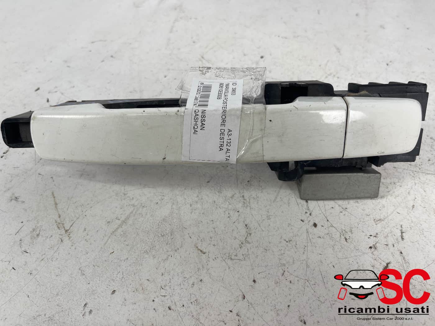 Maniglia Porta Posteriore Destra Nissan Qashqai 80610EB30B - 39653 Maniglia Porta Posteriore Destra Nissan Qashqai 80610EB30B - 39653