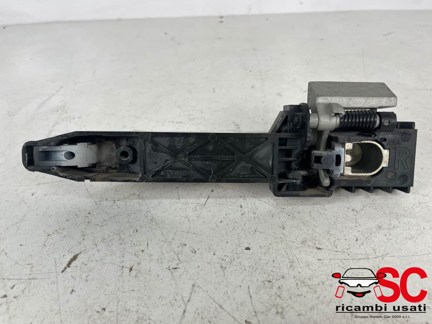 Maniglia Porta Posteriore Destra Nissan Qashqai 80610EB30B - 39653 Maniglia Porta Posteriore Destra Nissan Qashqai 80610EB30B - 39653