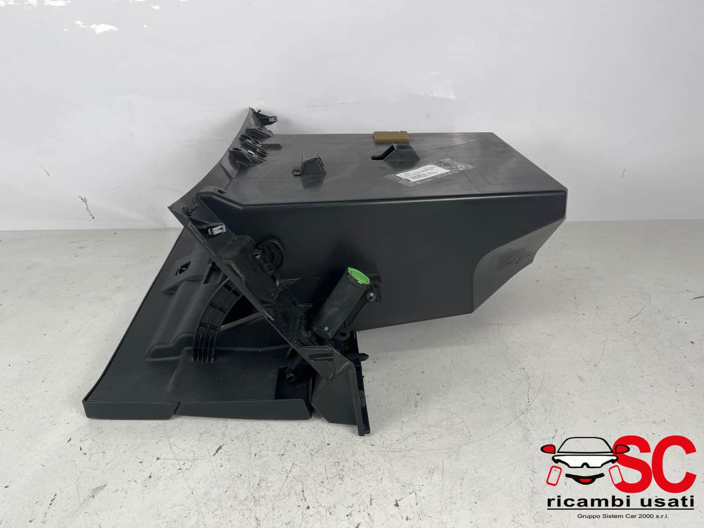 Cassetto Portaoggetti Nissan Qashqai P10810A7760007 - 39666 Cassetto Portaoggetti Nissan Qashqai P10810A7760007 - 39666