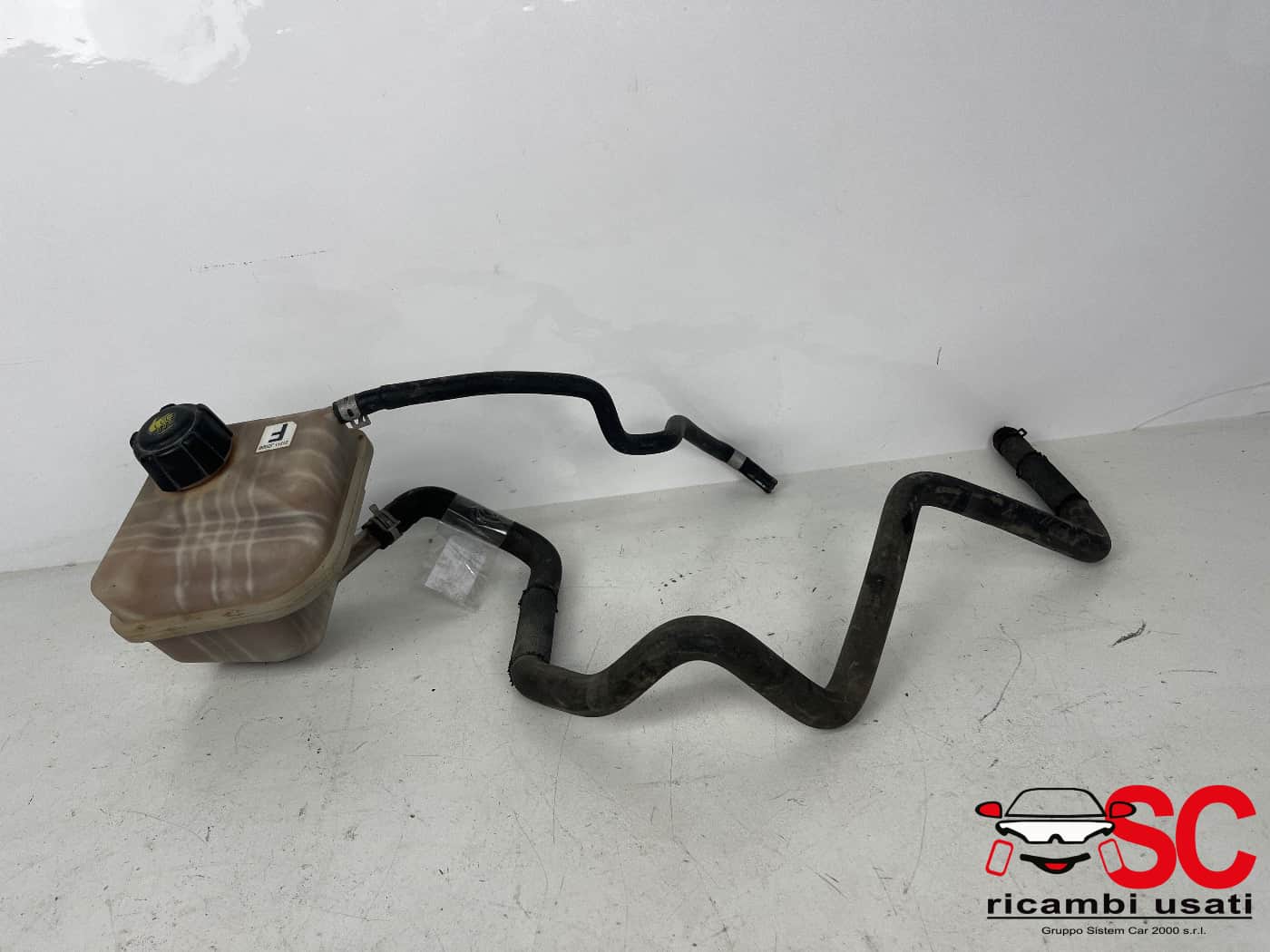 Vaschetta Liquido Radiatore Nissan Qashqai 1.5 21711JD50B - 39692 Vaschetta Liquido Radiatore Nissan Qashqai 1.5 21711JD50B - 39692