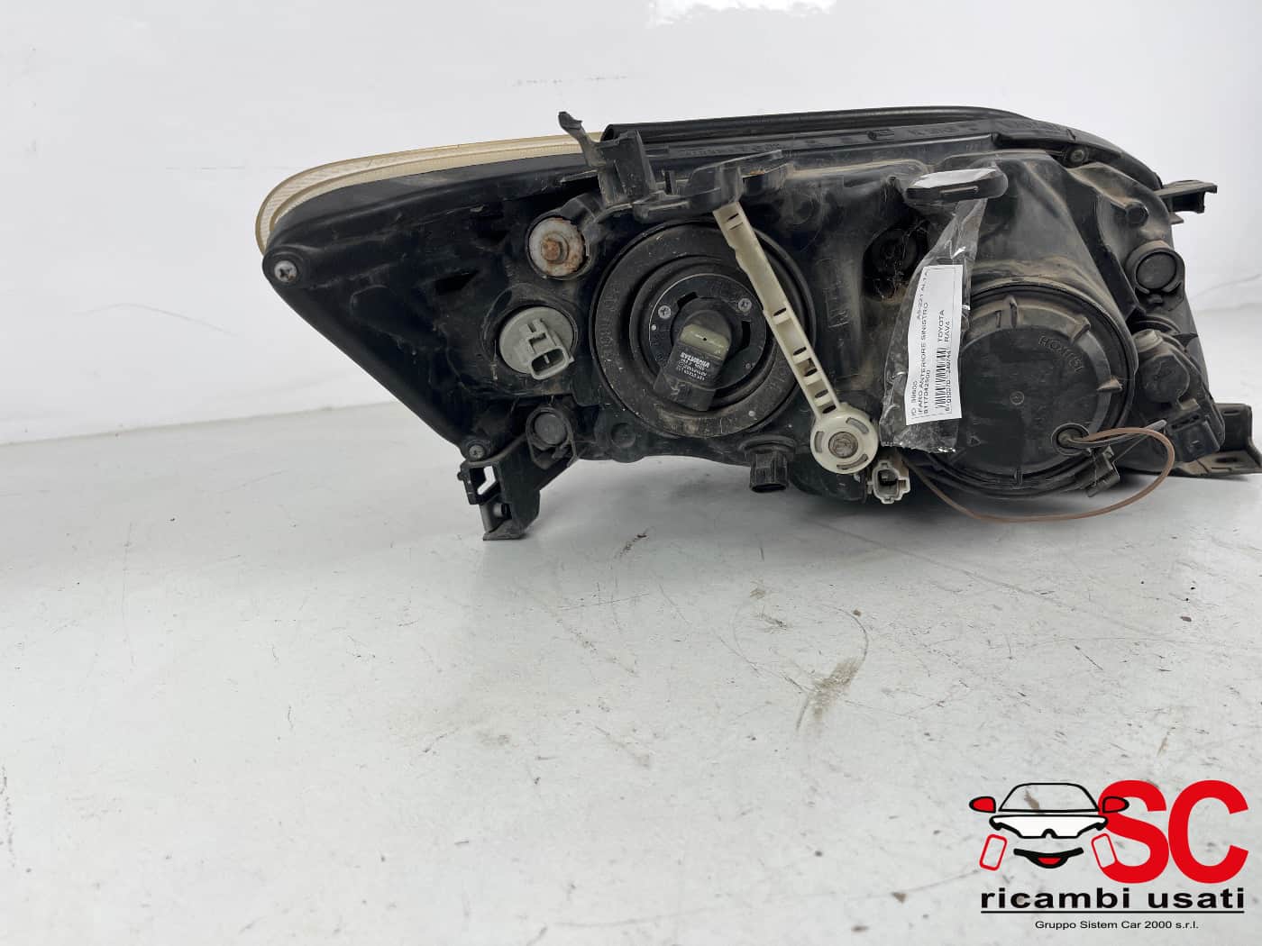 Faro Proiettore Anteriore Sinistro 8117042500 - 39800 Faro Proiettore Anteriore Sinistro 8117042500 - 39800