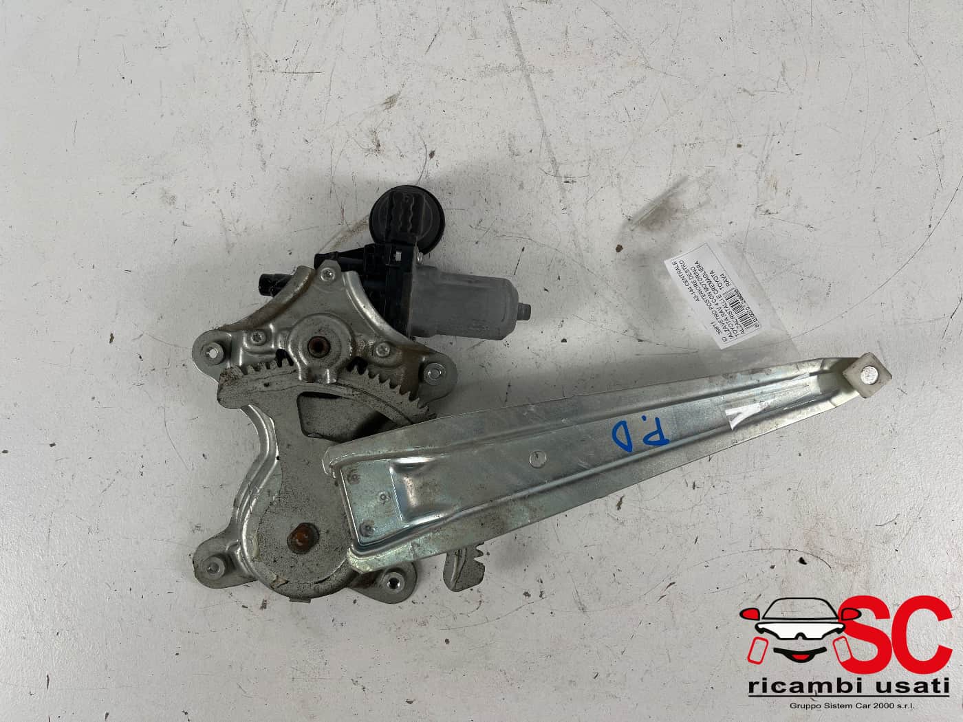 Alzavetro Posteriore Destro Rav 4  - 39811