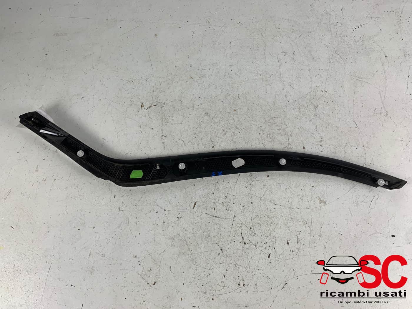 Modanatura Montante Posteriore Sinistra Crossland 39008050 - 40317 Modanatura Montante Posteriore Sinistra Crossland 39008050 - 40317