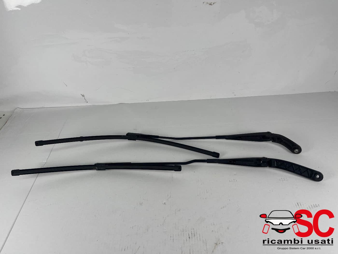 Bracci Tergicristallo Audi A5 8T1955408 8K1955407 - 40666 Bracci Tergicristallo Audi A5 8T1955408 8K1955407 - 40666