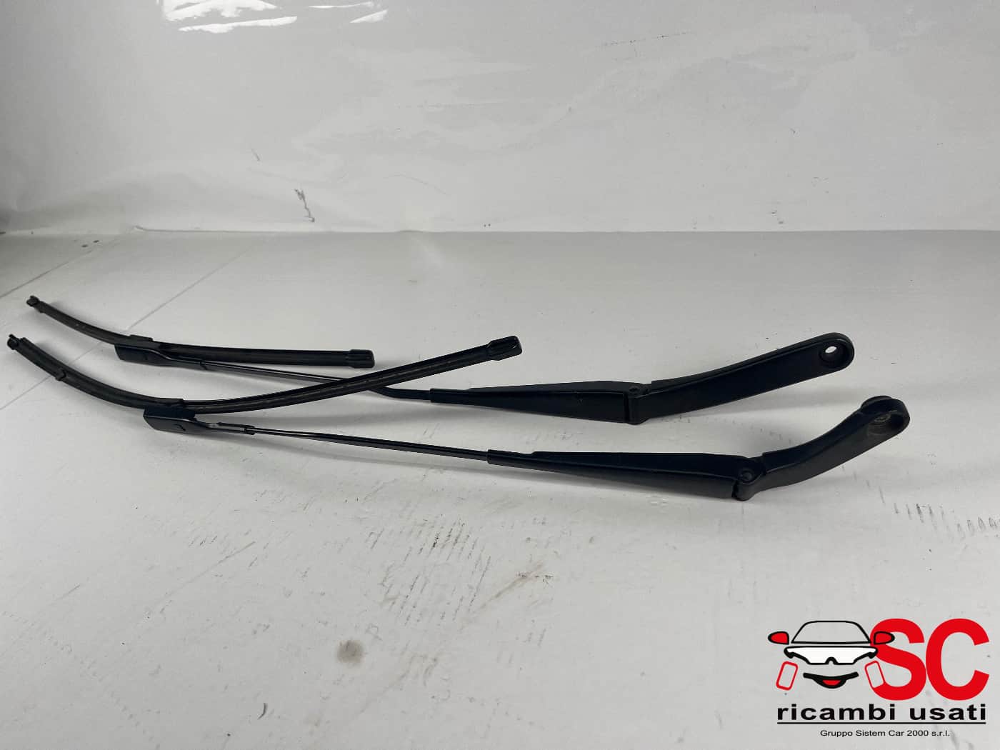 Bracci Tergicristallo Audi A5 8T1955408 8K1955407 - 40666 Bracci Tergicristallo Audi A5 8T1955408 8K1955407 - 40666