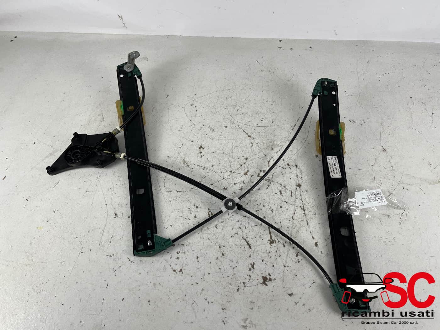 Alzavetro Anteriore Sinistro Audi A3 8y 8Y0837461 - 41625