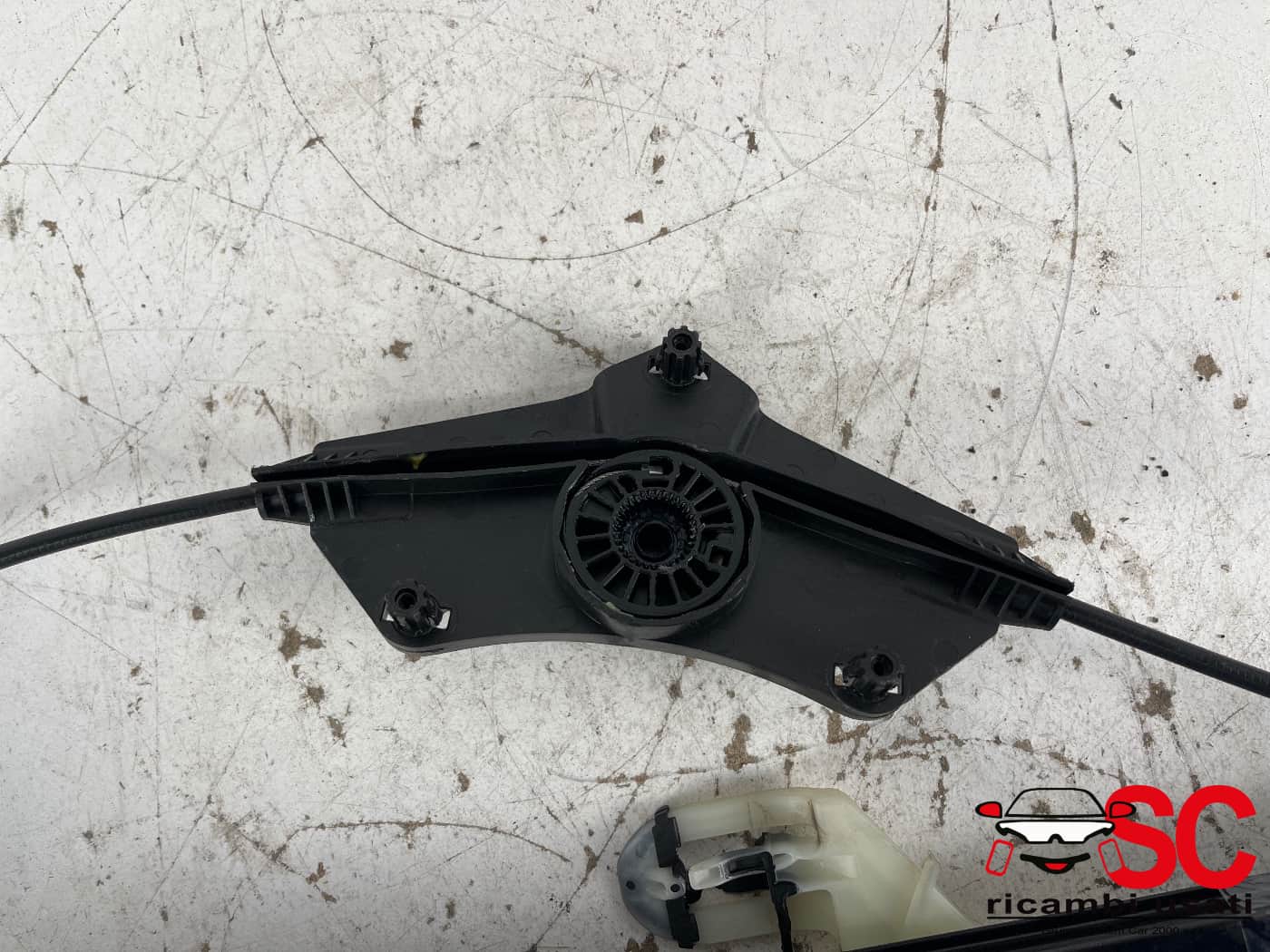 Alzavetro Posteriore Sinistro Audi A3 8y 8Y0839461 - 41627 Alzavetro Posteriore Sinistro Audi A3 8y 8Y0839461 - 41627