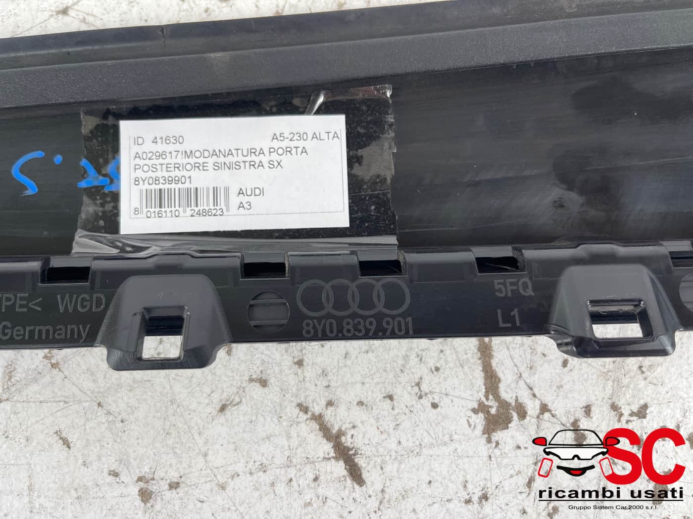 Modanatura Porta Posteriore Sinistra Audi A3 8y 8Y0839901 - 41630 Modanatura Porta Posteriore Sinistra Audi A3 8y 8Y0839901 - 41630