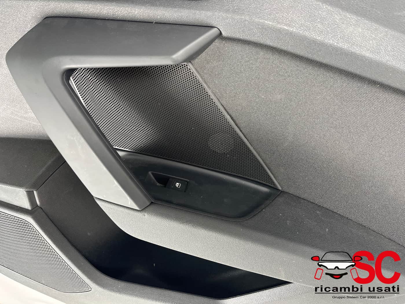 Pannello Porta Posteriore Destra Audi A3 8y 8Y0867318 - 41725 Pannello Porta Posteriore Destra Audi A3 8y 8Y0867318 - 41725