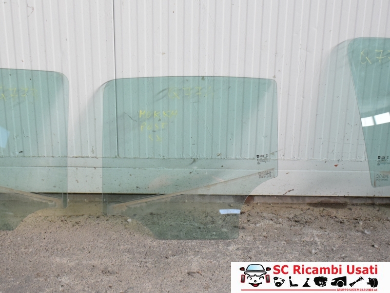 Vetro Scendente Posteriore Sinistro Opel Mokka X - Q00774 Vetro Scendente Posteriore Sinistro Opel Mokka X - Q00774