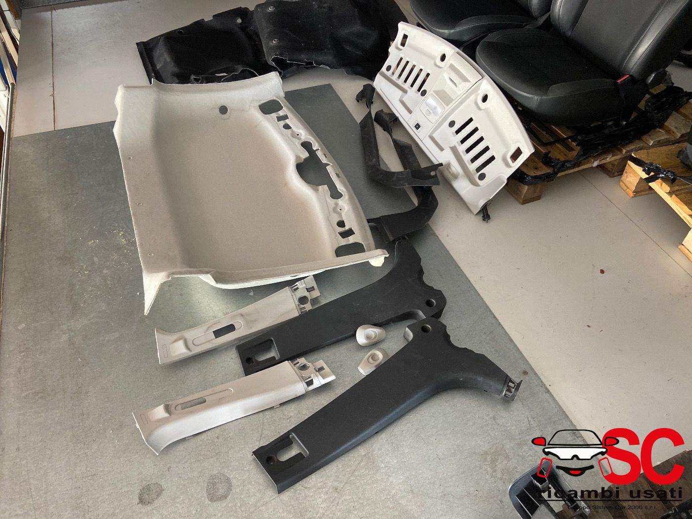 Sedili Interni Completi Renault Express - W00107 Sedili Interni Completi Renault Express - W00107