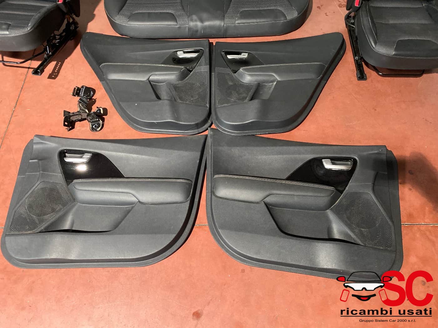 Sedili Con Pannelli Kia Niro - W00486 Sedili Con Pannelli Kia Niro - W00486