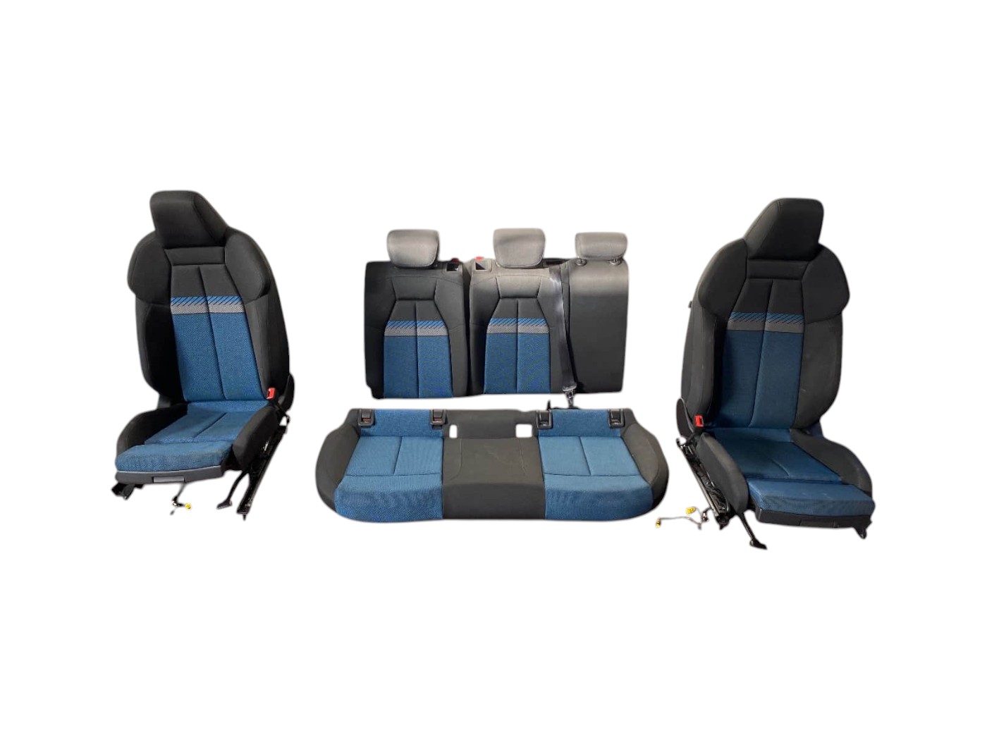 Sedili Audi A3 S Line Bi Color - W00568 Sedili Audi A3 S Line Bi Color - W00568