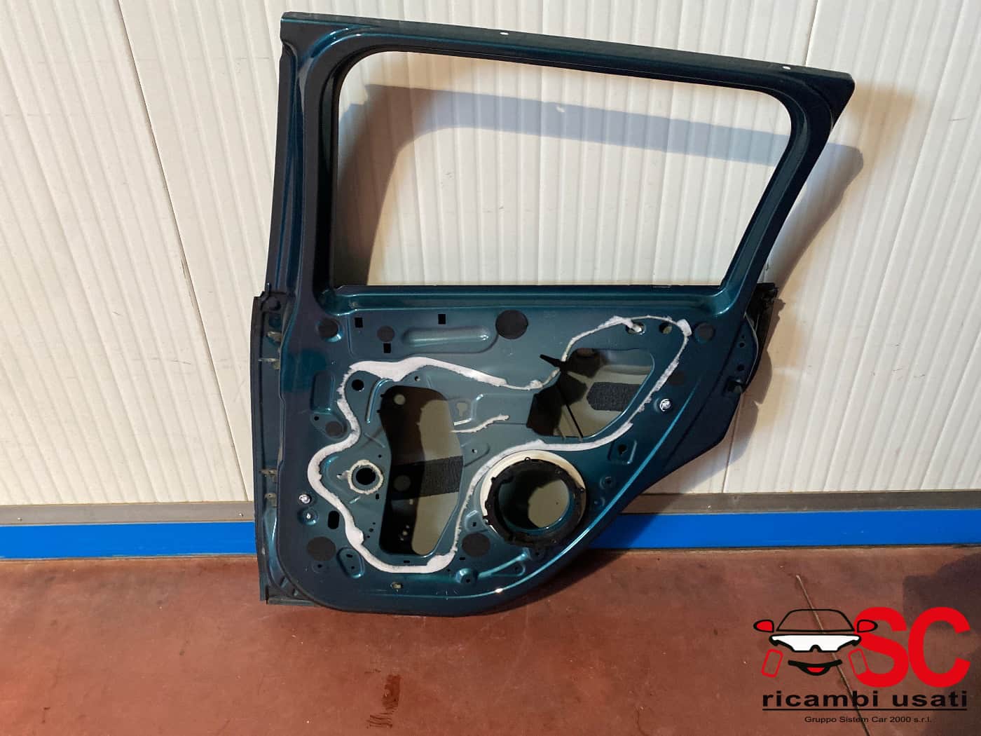 Porta Posteriore Destra Peugeot 2008 - W00576 Porta Posteriore Destra Peugeot 2008 - W00576