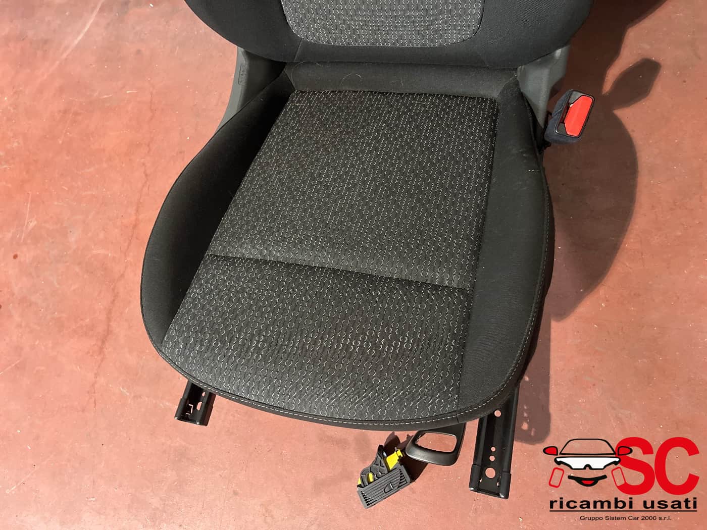 Sedile Anteriore Destro Opel Crossland X - W00637 Sedile Anteriore Destro Opel Crossland X - W00637