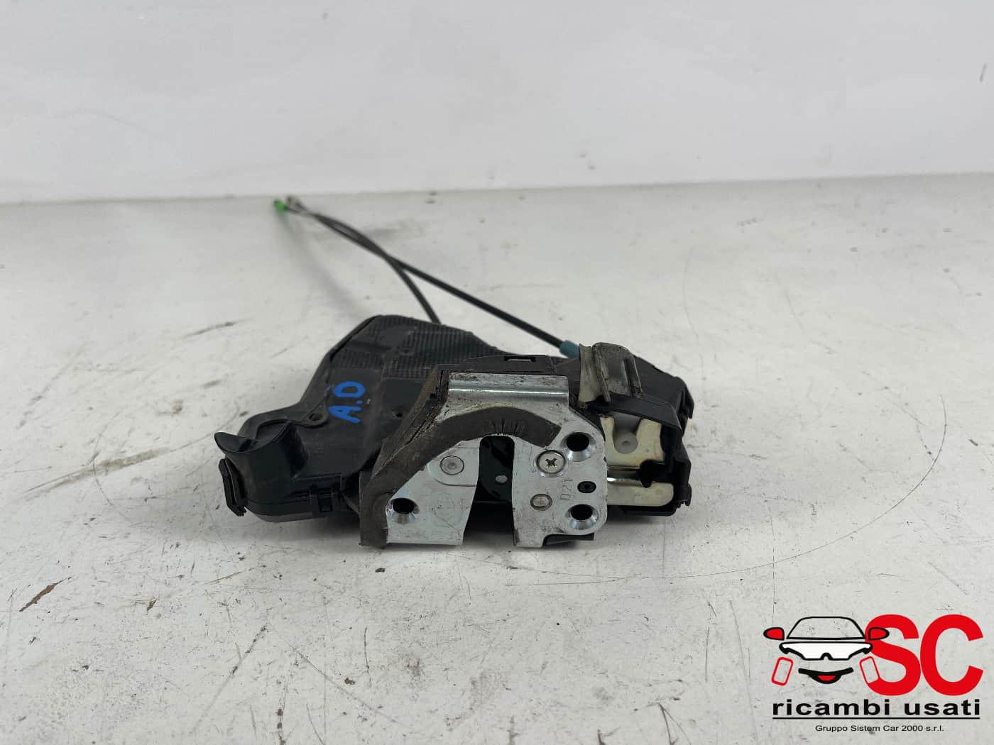 SERRATURA ANTERIORE DESTRA TOYOTA Rav4 5° Serie (09>12)
