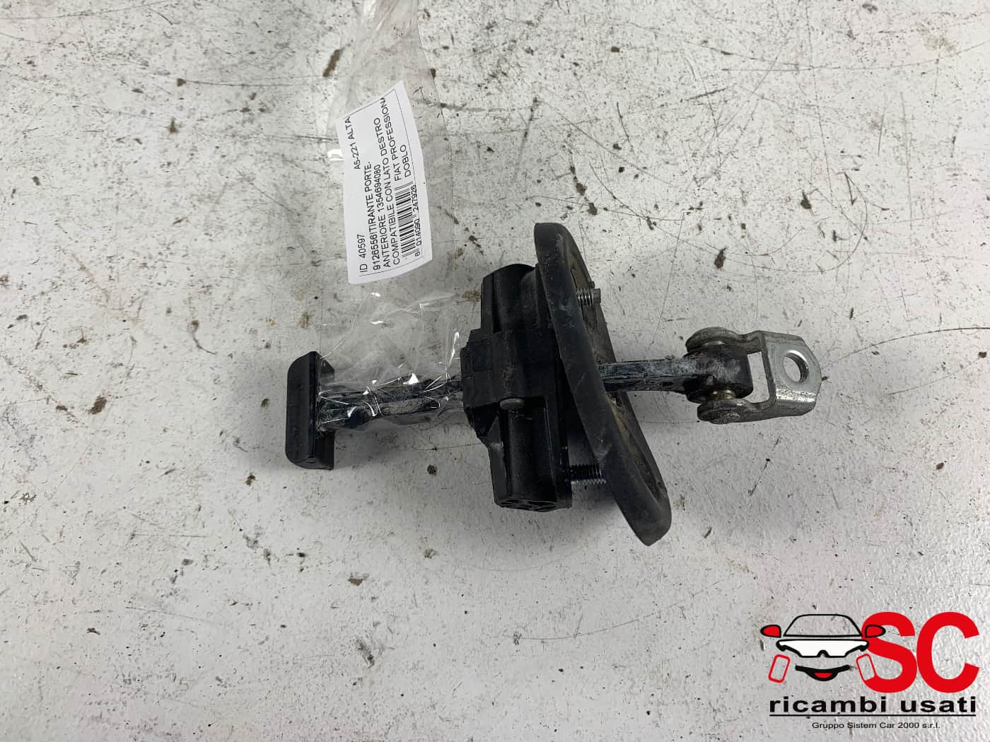 TIRANTE FERMO PORTA ANT. DX FIAT Doblo Serie 1354694080 (09>15)